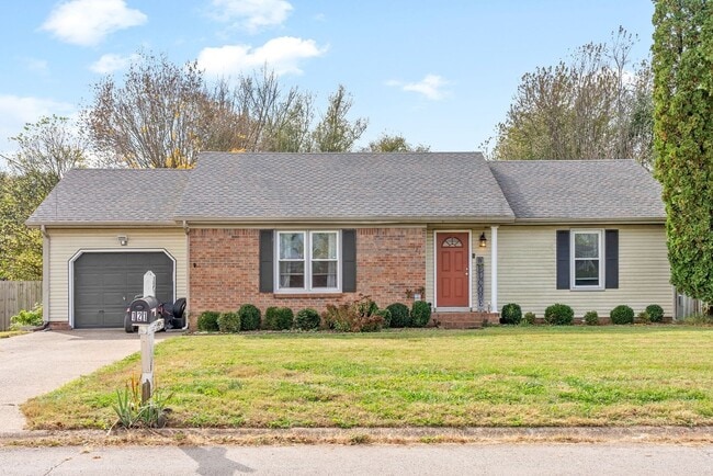 Building Photo - Move-In Ready - Pet Friendly! Rental