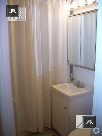 Building Photo - 0 bedroom in Brighton MA 02135 Unit 8 Rental