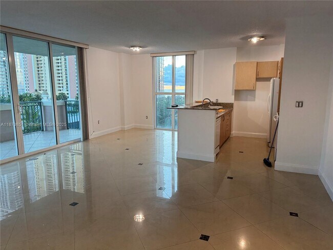Photo - 17555 Atlantic Blvd Unit 807