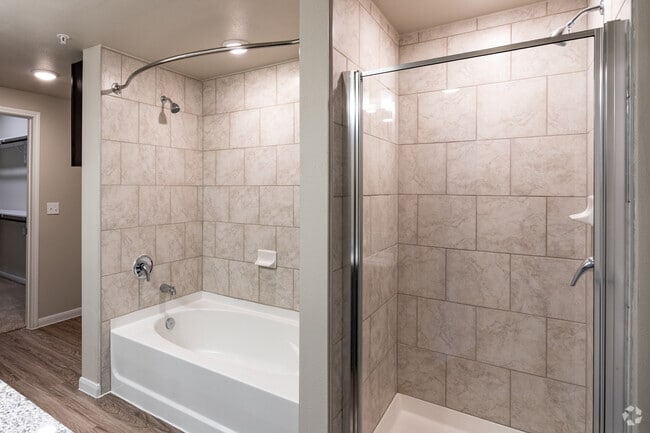 55+ Senior Living Campanile on Commerce