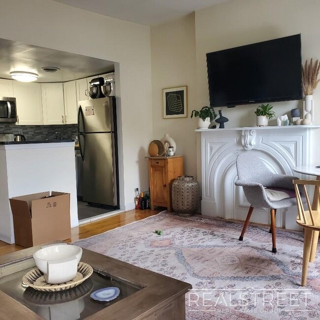Photo - Charming 2BR with loads of sunlight in North Park Slope Unidad 4