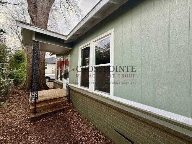 Photo - E Noble St 403/ 405  LEASE UP ONLY Unidad 405