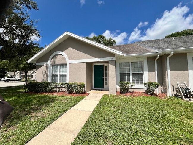 Building Photo - 2169 Cypress Bay Blvd