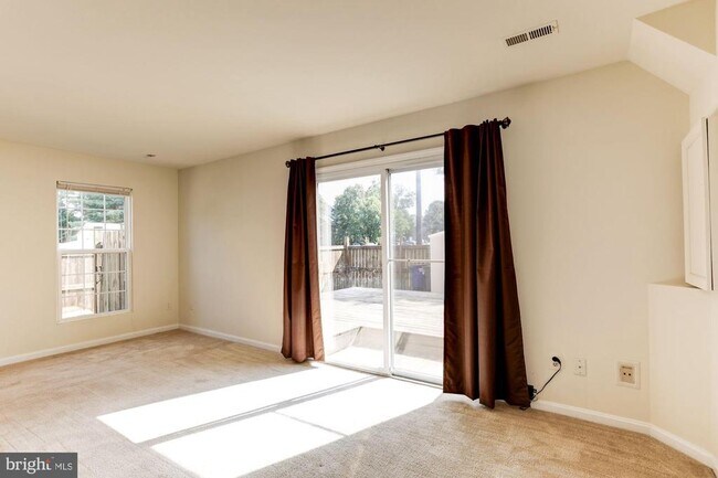 Photo - 4831 Green Duck Ln