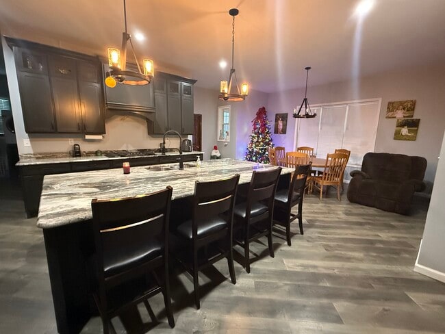 Photo - 439 Chloe Rd