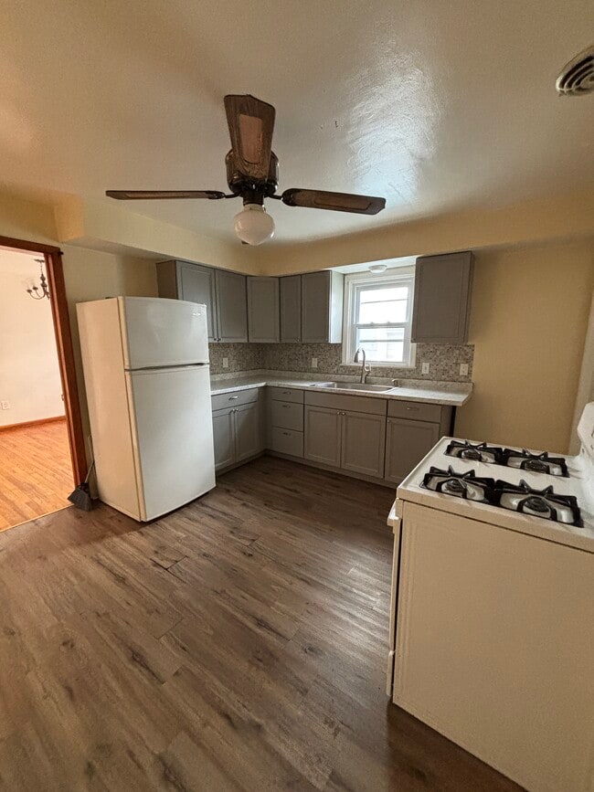 Photo - 162 Seminary Ave Unidad 2