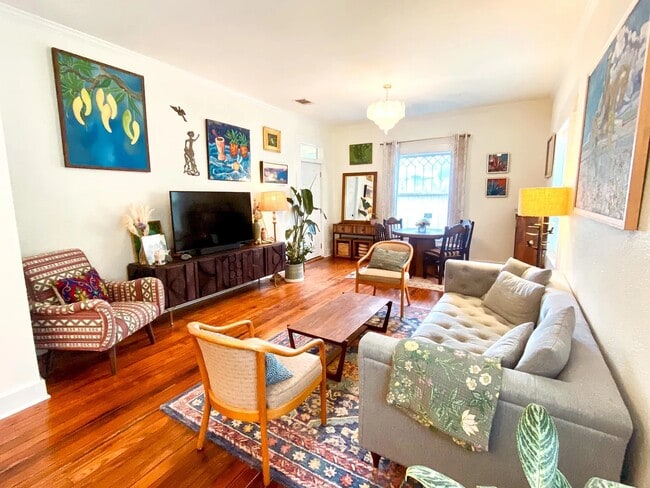 Photo - 531 W Huisache Ave