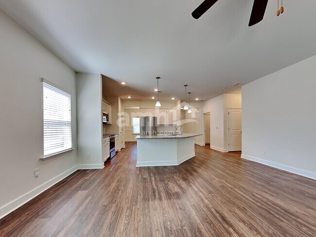 Photo - 201 Houston Dr