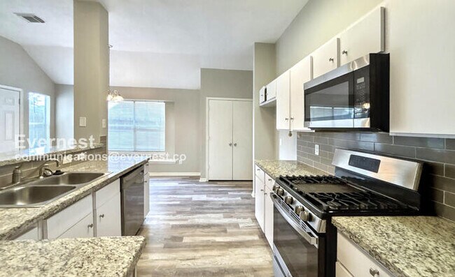 Photo - 9926 Goldenglade Dr