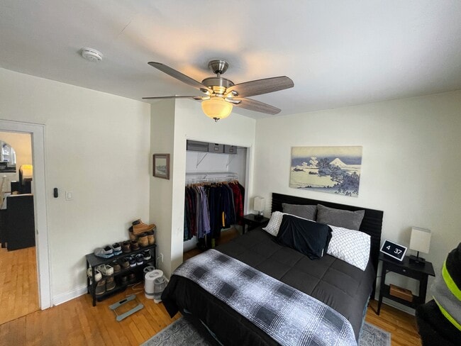 Bedroom 1 - 1619 N Warren Ave Unidad 1619 N Warren Ave.