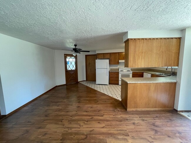 Photo - 3 Bedroom 2 Bath Single Family House