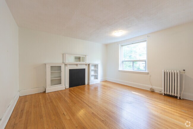 BACHELOR - 450SF - Living Room