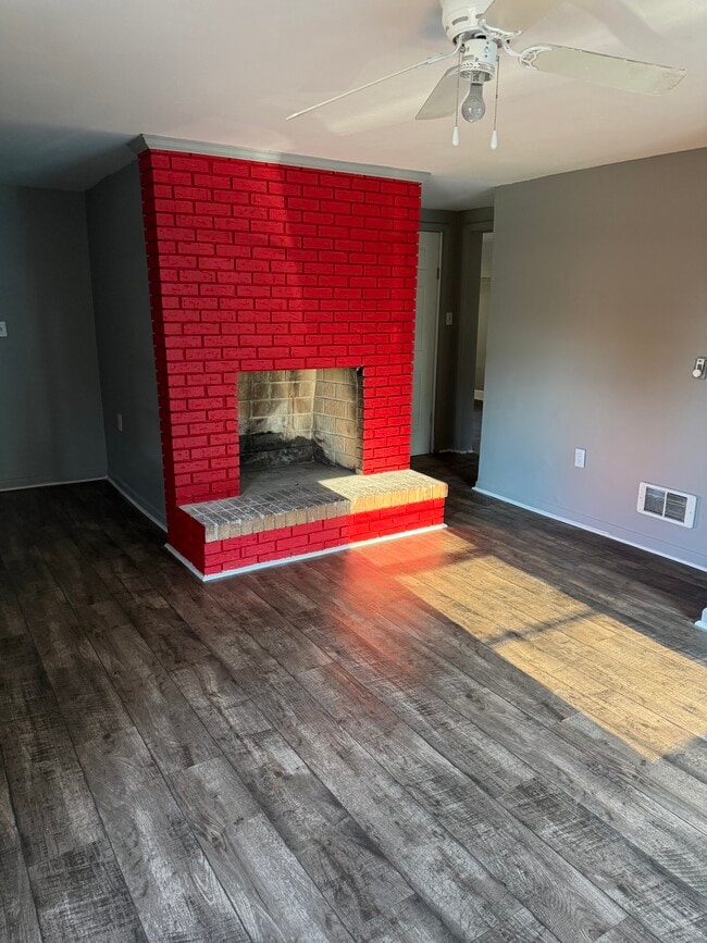 Photo - 522 James St