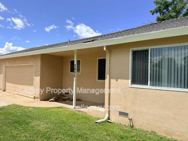 Photo - 3805 32nd Ave