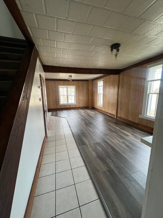 Photo - 401 S Bluff St Unit 401 S Bluff St  A