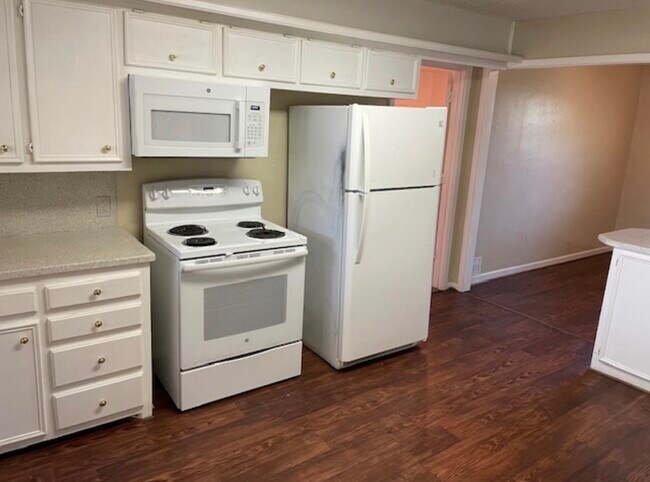 Photo - 3410 33rd St