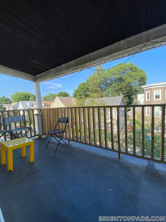 Photo - 44 Fairbanks St Apartamento Unidad 3