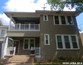 Building Photo - 411 W Mistletoe Ave