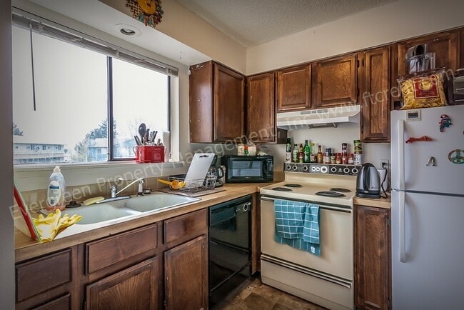 Photo - 1636 E Pitkin St Unit D