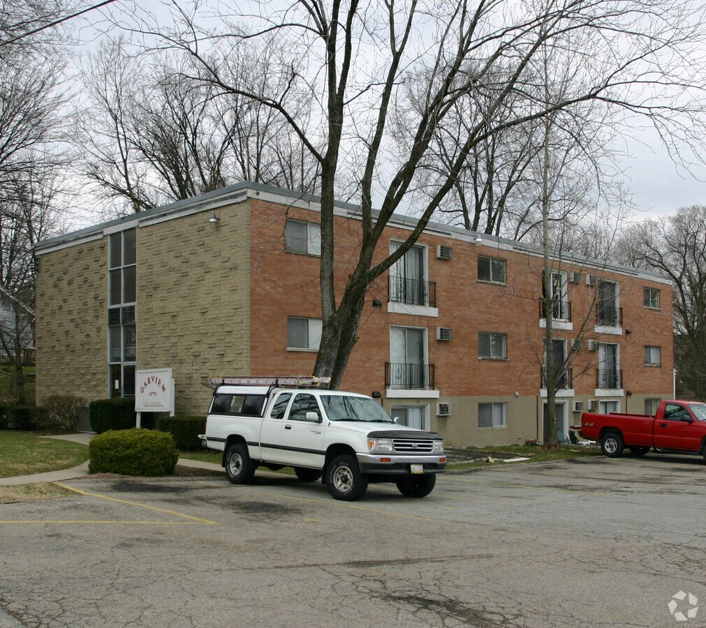 Photo - Oakview Apartments