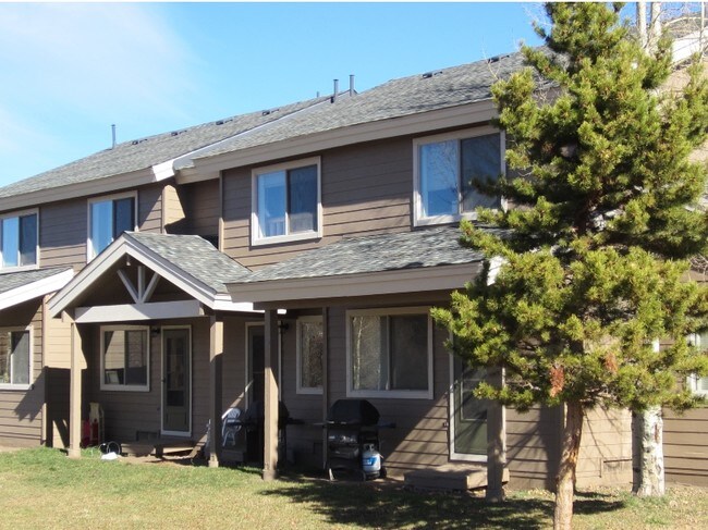 Photo - Wapiti Meadows Apartments