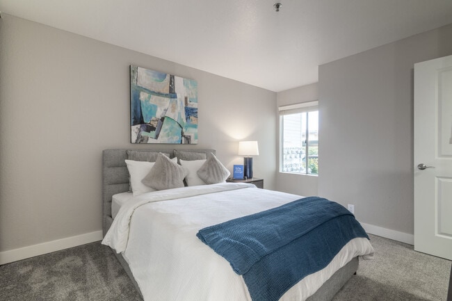 GATEWAY APARTMENTS