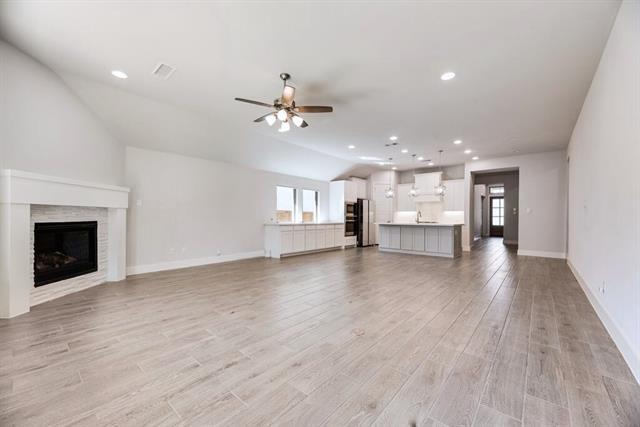 Photo - 3902 Braxton Dr