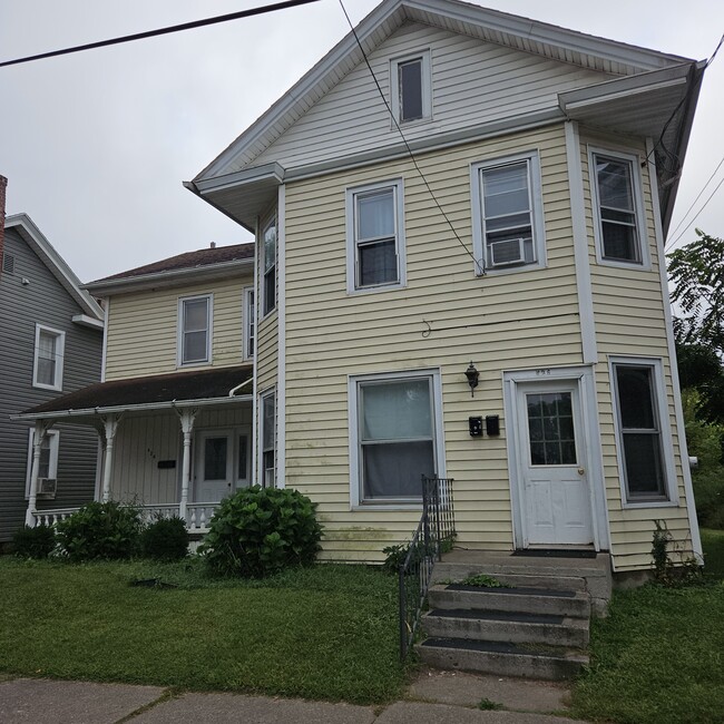 Building Photo - 426 W Front St Unit 426A Rental