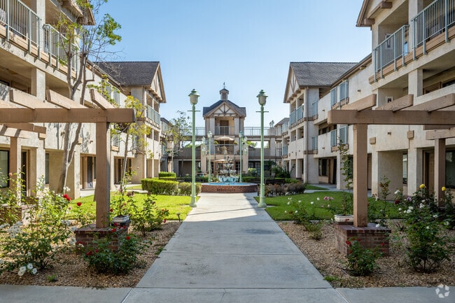 Patio - Rose Gardens Apartments