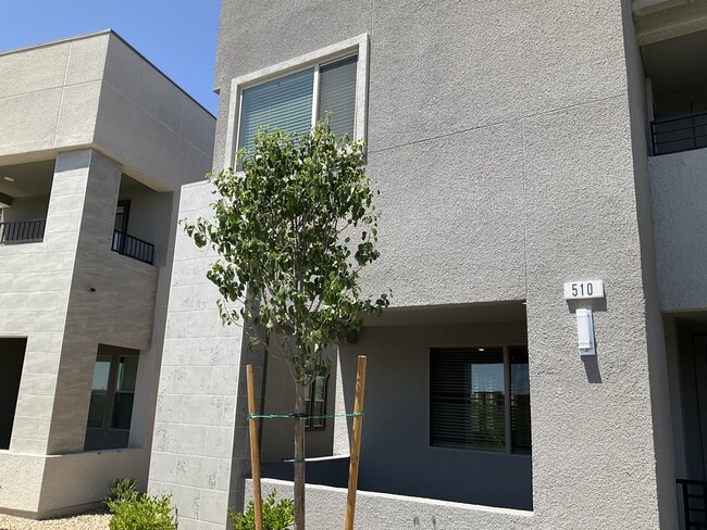 Photo - 510 Mahogany Ridge St