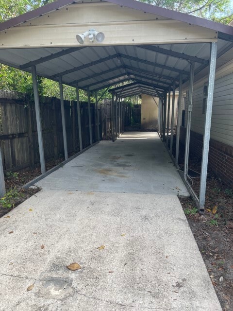 Photo - 580 SE Nassau St