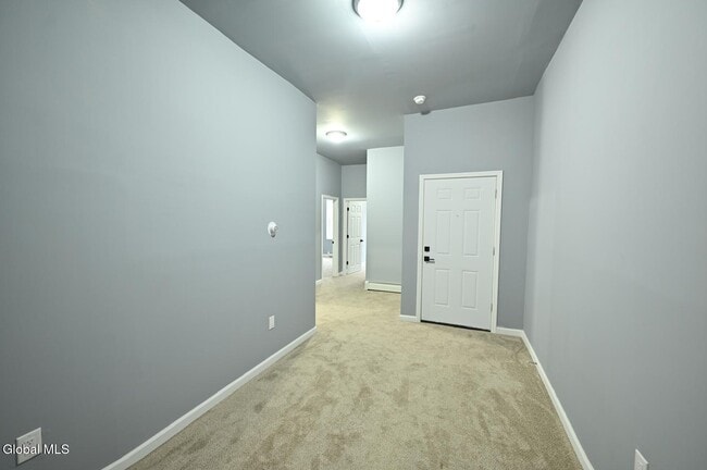 44 Alexander St Unit 1