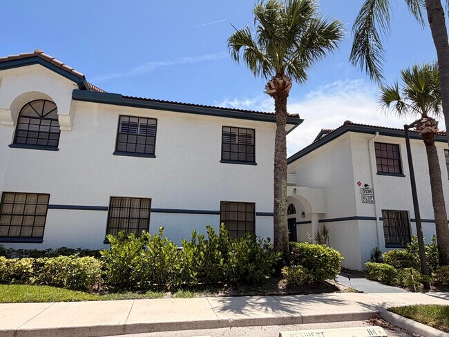 Photo - 5136 Floria Dr Unit G