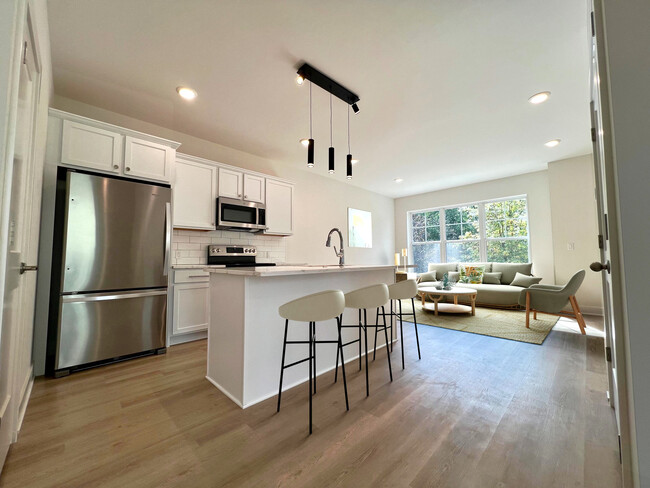 101 & 102(2 bed 2.5 bath, 3 story, attached garage) - Residences at Breckenridge Rental