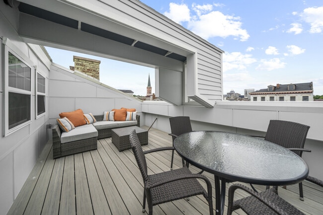 Photo - 122 W Elder St Unidad ID1056110P