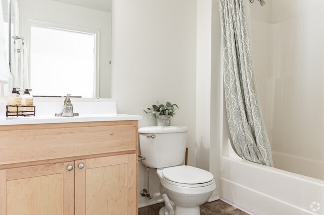 The Monroe- 2BR, 2BA