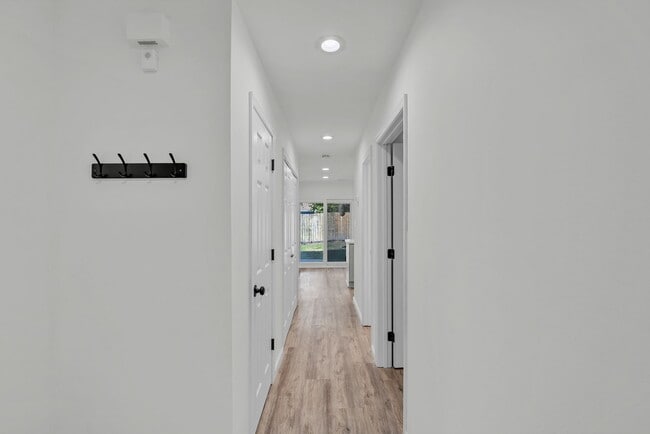 Building Photo - 5028 Halwell Dr