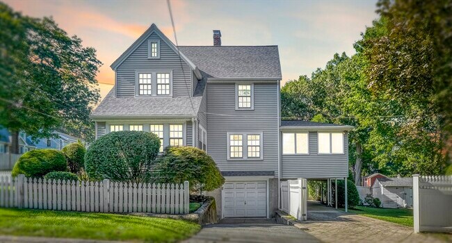 Photo - 46 Goss Ave