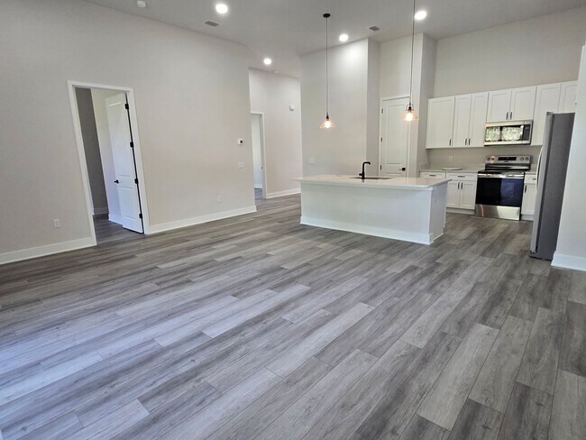Photo - Newer Construction- 3 bed 2 bath Patio Home on the Golf Course – Turkey Creek