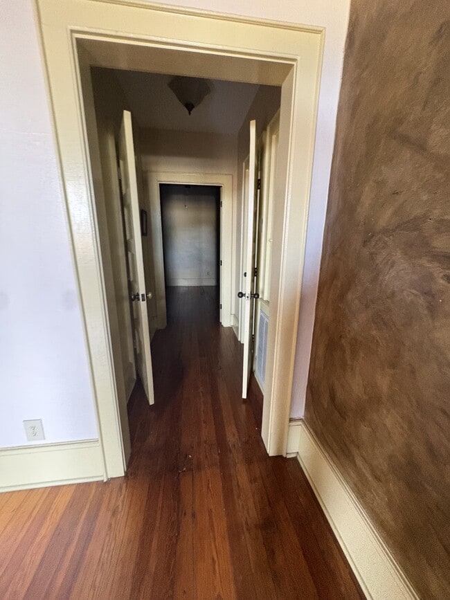 Photo - 131 Gallatin St Unit 2