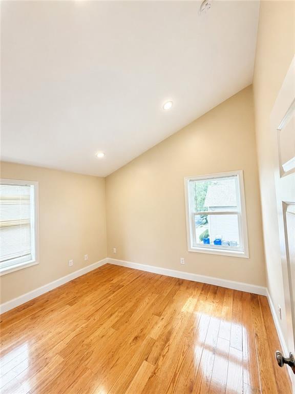 Photo - 70 Pitman St