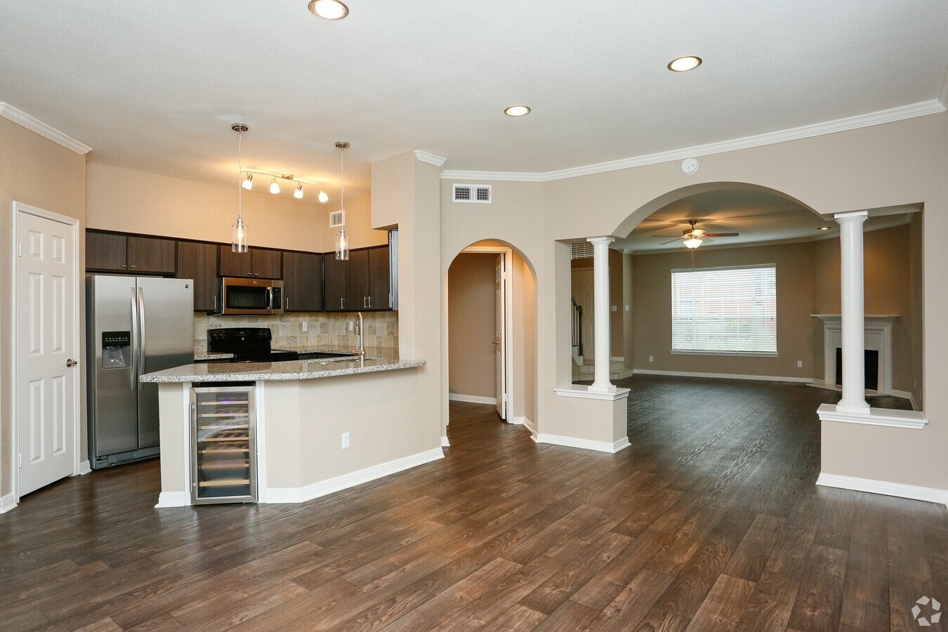 Photo - 2700 Holly Hall St Apartamento Unidad 66