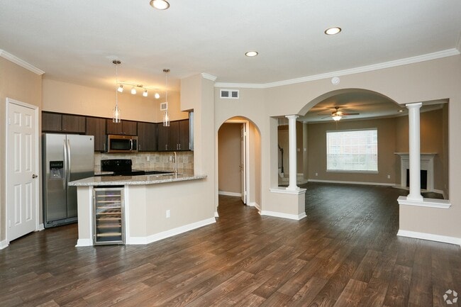 Building Photo - 2700 Holly Hall St Unit 66 Rental