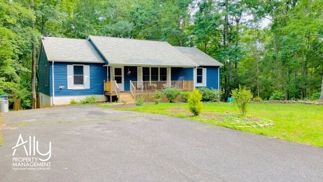 Photo - 4 Kanawha Ct