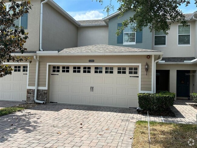Building Photo - 1280 Priory Cir Rental