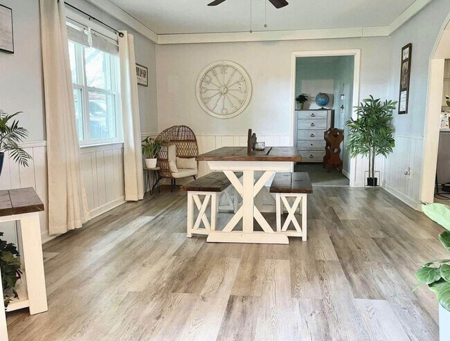 Photo - 40 Vandergrift Dr