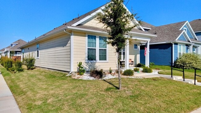 Photo - 8423 Martinique Mews