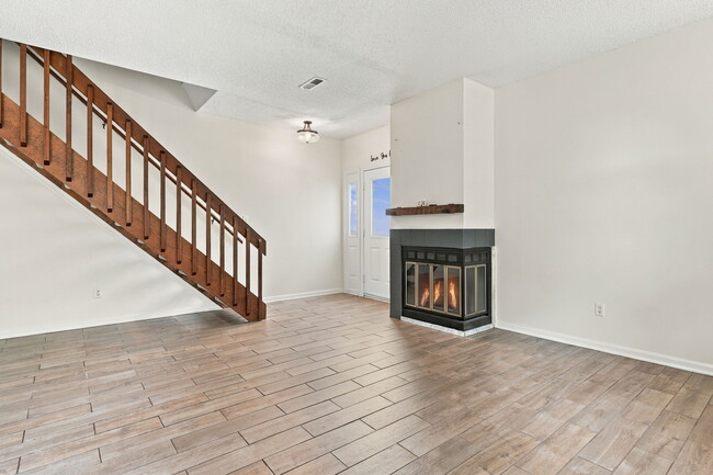 4608 Georgetown Pl