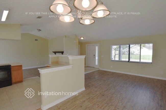 Photo - 1618 Shelter St NW