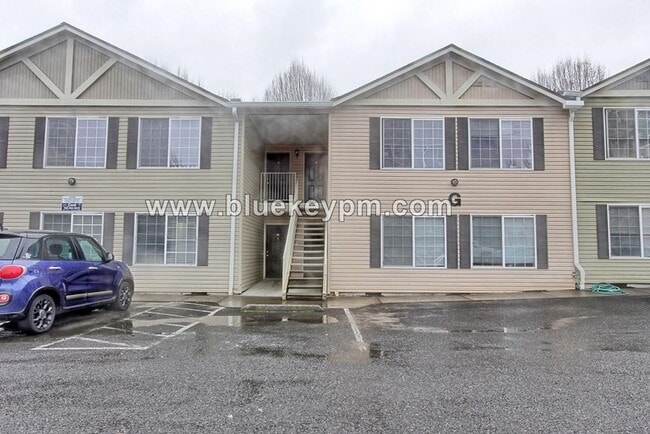 Building Photo - 5313 NE 66th Ave